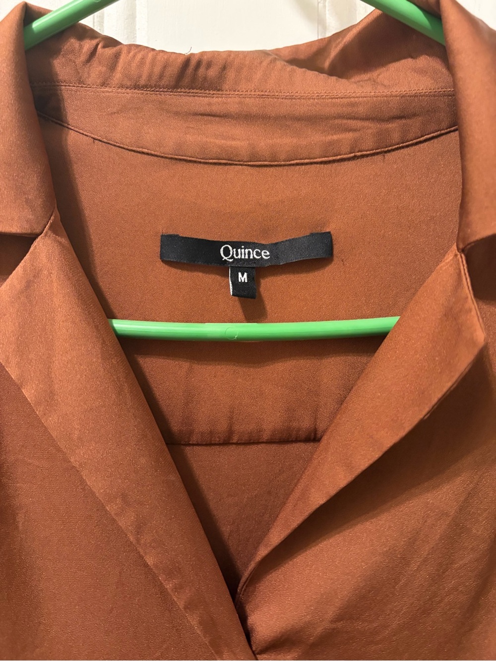 Quince Womens M 90% Silk Stretch Button Down Shirt Copper Brown High Low - Picture 3 of 11